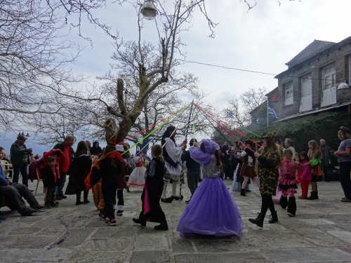 Απόλυτη επιτυχία στις εκδηλώσεις για την αποκριά και την Καθαρά Δευτέρα στο Δήμο Κ. Τζουμέρκων