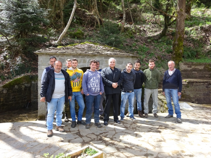 &Omicron; &Delta;ή&mu;&omicron;&sigmaf; &pi;&rho;&omicron;έ&beta;&eta; &sigma;&epsilon; &epsilon;&rho;&gamma;&alpha;&sigma;ί&epsilon;&sigmaf; &kappa;&alpha;&theta;&alpha;&rho;&iota;ό&tau;&eta;&tau;&alpha;&sigmaf; &kappa;&omicron;&iota;&nu;ό&chi;&rho;&eta;&sigma;&tau;&omega;&nu; &chi;ώ&rho;&omega;&nu; &sigma;&epsilon; &pi;&omicron;&lambda;&lambda;έ&sigmaf; &Tau;. &Kappa;.