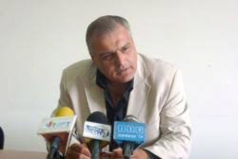 Ά&rho;&theta;&rho;&omicron; &tau;&eta;&sigmaf; &epsilon;&phi;&eta;&mu;&epsilon;&rho;ί&delta;&alpha;&sigmaf; "&Gamma;&nu;ώ&mu;&eta;" &gamma;&iota;&alpha; &tau;&omicron; &Delta;ή&mu;&alpha;&rho;&chi;&omicron; &Kappa;. &Tau;&zeta;&omicron;&upsilon;&mu;έ&rho;&kappa;&omega;&nu; &Mu;. &Gamma;&alpha;&rho;&nu;έ&lambda;&eta;
