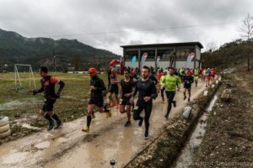 17 &Mu;&alpha;&rho;&tau;ί&omicron;&upsilon; &omicron; 6&omicron;&sigmaf; "&Delta;&rho;ό&mu;&omicron;&sigmaf; &tau;&omicron;&upsilon; &Tau;&alpha;&chi;&upsilon;&delta;&rho;ό&mu;&omicron;&upsilon;" &sigma;&tau;&alpha; Ά&gamma;&nu;&alpha;&nu;&tau;&alpha; &Kappa;. &Tau;&zeta;&omicron;&upsilon;&mu;έ&rho;&kappa;&omega;&nu;