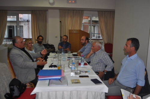 &Kappa;&alpha;&tau;έ&theta;&epsilon;&sigma;&epsilon; &tau;&iota;&sigmaf; &pi;&rho;&omicron;&tau;ά&sigma;&epsilon;&iota;&sigmaf; &tau;&omicron;&upsilon; &gamma;&iota;&alpha; &tau;&omicron; &Delta;ή&mu;&omicron;  &Kappa;. &Tau;&zeta;&omicron;&upsilon;&mu;έ&rho;&kappa;&omega;&nu;  &omicron; &Delta;ή&mu;&alpha;&rho;&chi;&omicron;&sigmaf; &Mu;&alpha;&rho;ί&nu;&omicron;&sigmaf; &Gamma;&alpha;&rho;&nu;έ&lambda;&eta;&sigmaf;  &sigma;&tau;&omicron; &epsilon;&pi;&iota;&tau;&epsilon;&lambda;&epsilon;ί&omicron; &tau;&omicron;&upsilon; &Pi;&rho;&omega;&theta;&upsilon;&pi;&omicron;&upsilon;&rho;&gamma;&omicron;ύ