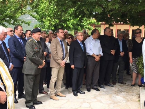 Η Κύπρος τιμάει τον Στρατηγό Ε. Φλωράκη  στον Ρωμανό Άρτας