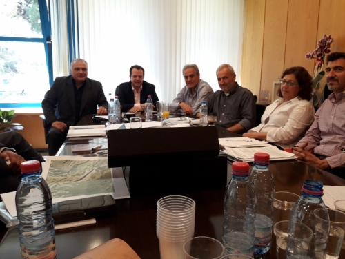 &Epsilon;&pi;ί&sigma;&kappa;&epsilon;&psi;&eta; &Delta;&eta;&mu;ά&rho;&chi;&omicron;&upsilon; &Mu;. &Gamma;&alpha;&rho;&nu;έ&lambda;&eta; &sigma;&tau;&alpha; &Upsilon;&pi;&omicron;&upsilon;&rho;&gamma;&epsilon;ί&alpha; &Upsilon;&pi;&omicron;&delta;&omicron;&mu;ώ&nu; &amp; &Epsilon;&sigma;&omega;&tau;&epsilon;&rho;&iota;&kappa;ώ&nu;