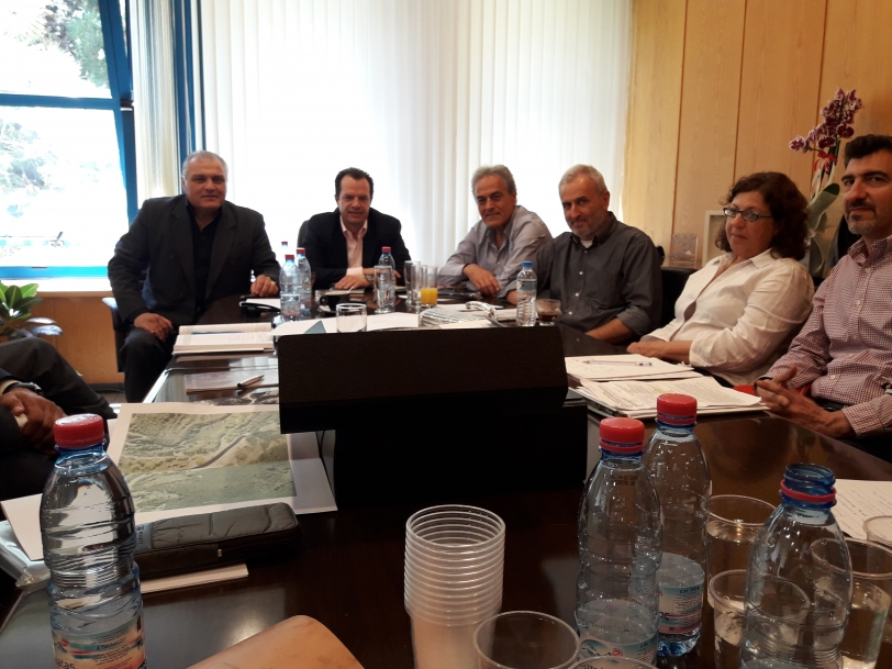 &Sigma;&tau;&omicron; &Upsilon;.&Mu;.&Epsilon; &gamma;&iota;&alpha; &pi;&rho;&omicron;&gamma;&rho;&alpha;&mu;&mu;&alpha;&tau;&iota;&kappa;ή &sigma;ύ&mu;&beta;&alpha;&sigma;&eta; &gamma;&iota;&alpha; &tau;&alpha; έ&rho;&gamma;&alpha; &omicron; &Delta;ή&mu;&alpha;&rho;&chi;&omicron;&sigmaf; &Kappa;. &Tau;&zeta;&omicron;&upsilon;&mu;έ&rho;&kappa;&omega;&nu; &Mu;. &Gamma;&alpha;&rho;&nu;έ&lambda;&eta;&sigmaf;